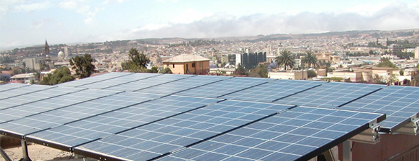 Organisation Mondiale de la Santé installation système autonome avec onduleurs